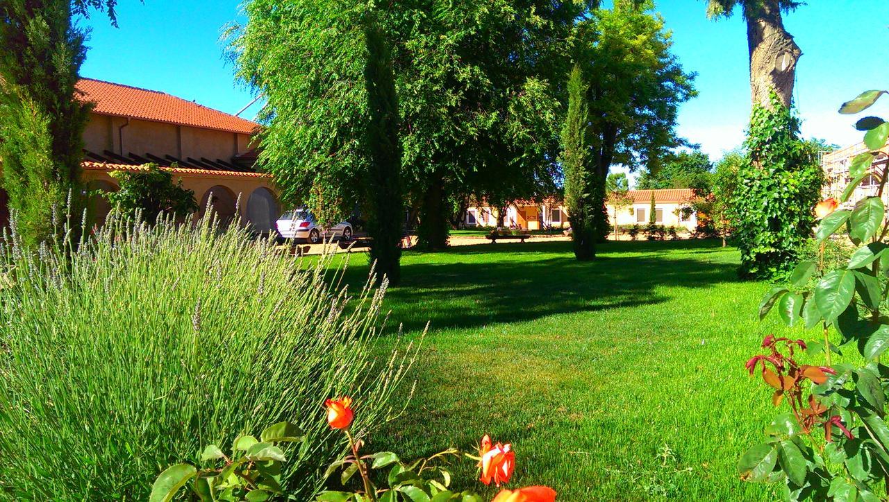 La Aldea Colorada Casa Rural Mota del Marqués 외부 사진